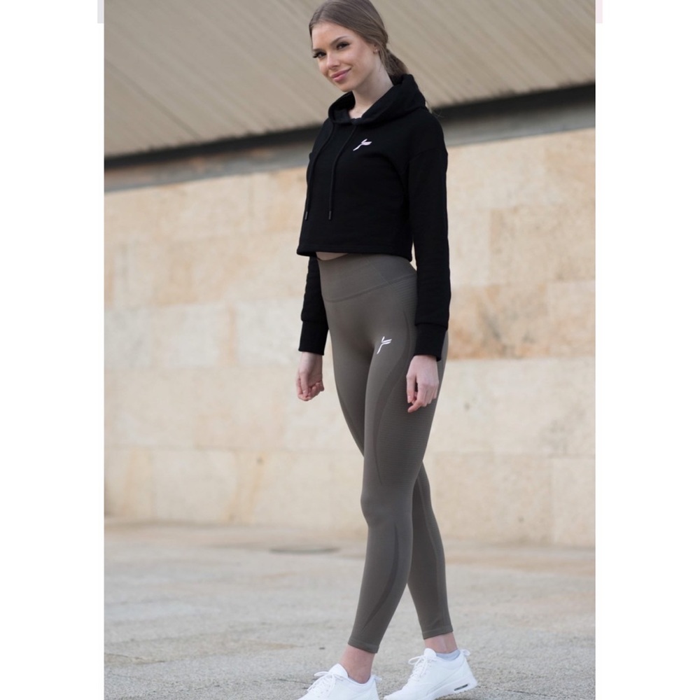 Famme Khaki Vortex Leggings - Sz M